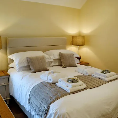 Garth Cottage-ukc3330 * Brampton (Cumbria)