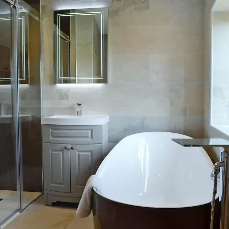 Garth Cottage-ukc3330 * Brampton (Cumbria)