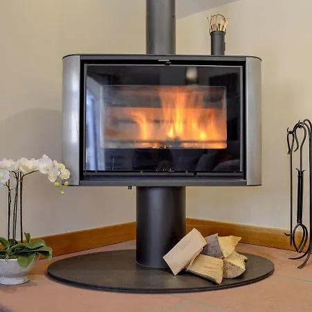 Garth Cottage-ukc3330 *